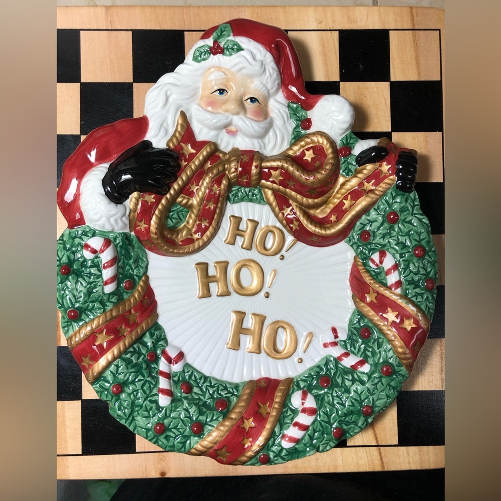 Fitz and Floyd Essentials Santa with Wreath Canape Plate Ceramic Ho! Ho! Ho!